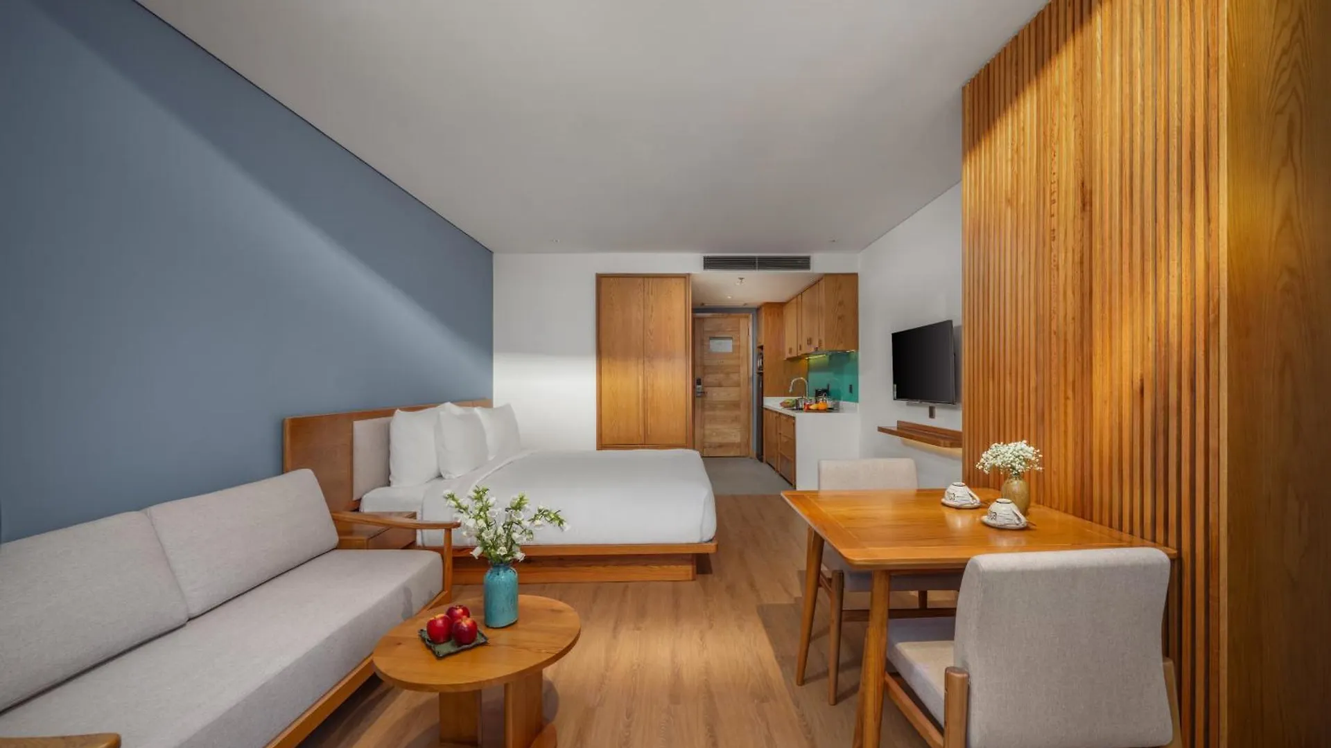 Vernal Hotel & Apartment Da Nang