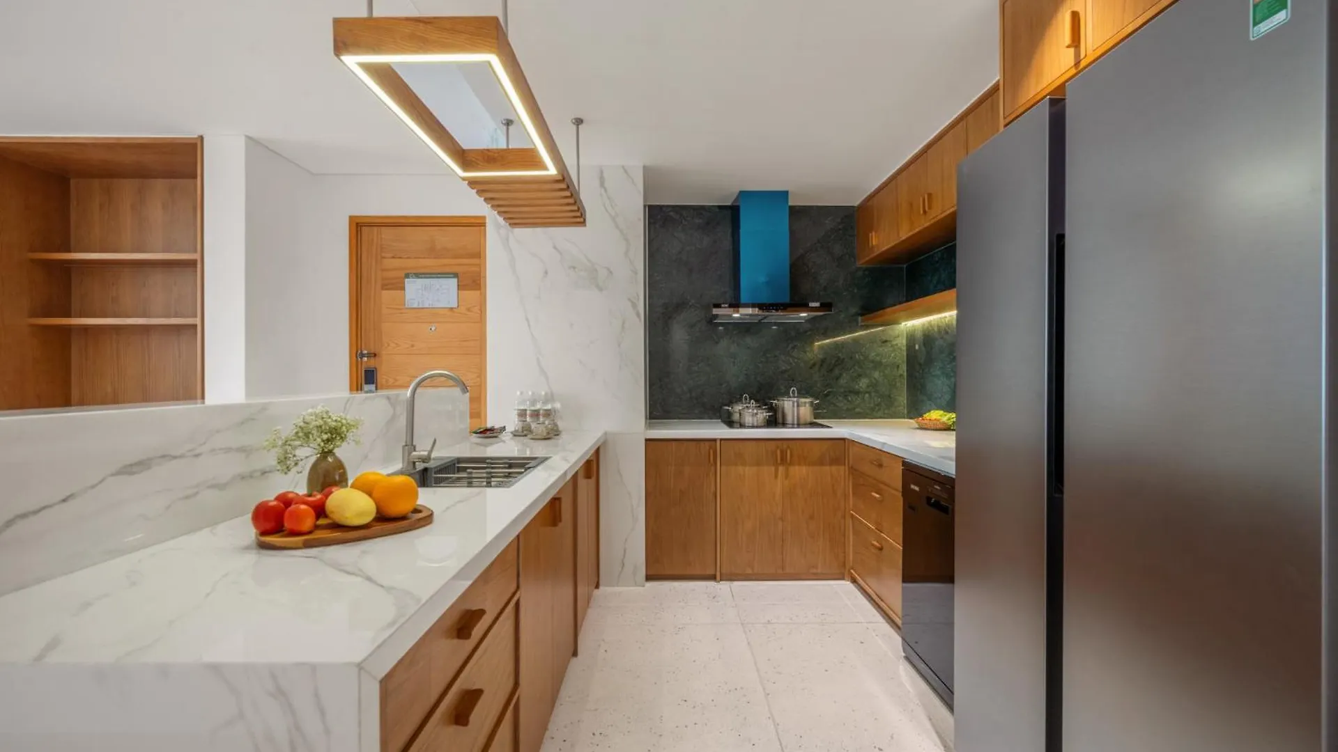 Vernal Hotel & Apartment Da Nang 0*,  Vietnam