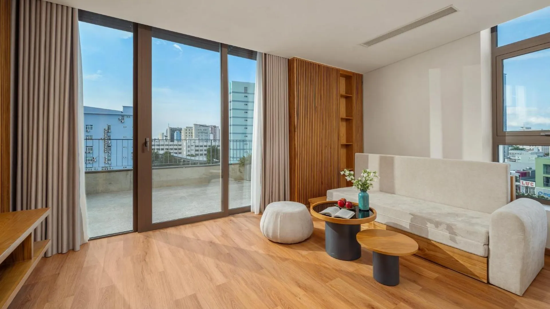 Aparthotel Vernal Hotel & Apartment Da Nang